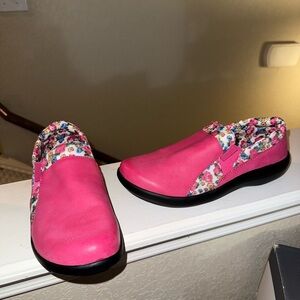 Algeria Slip On Loafers Size 38